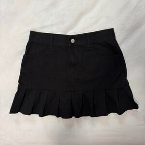 y2k black pleated mini skirt low rise forever 21